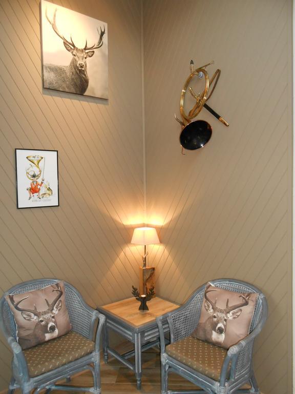 Le Bien-Aller Des Perets Hotel Сен-Юбер Екстериор снимка